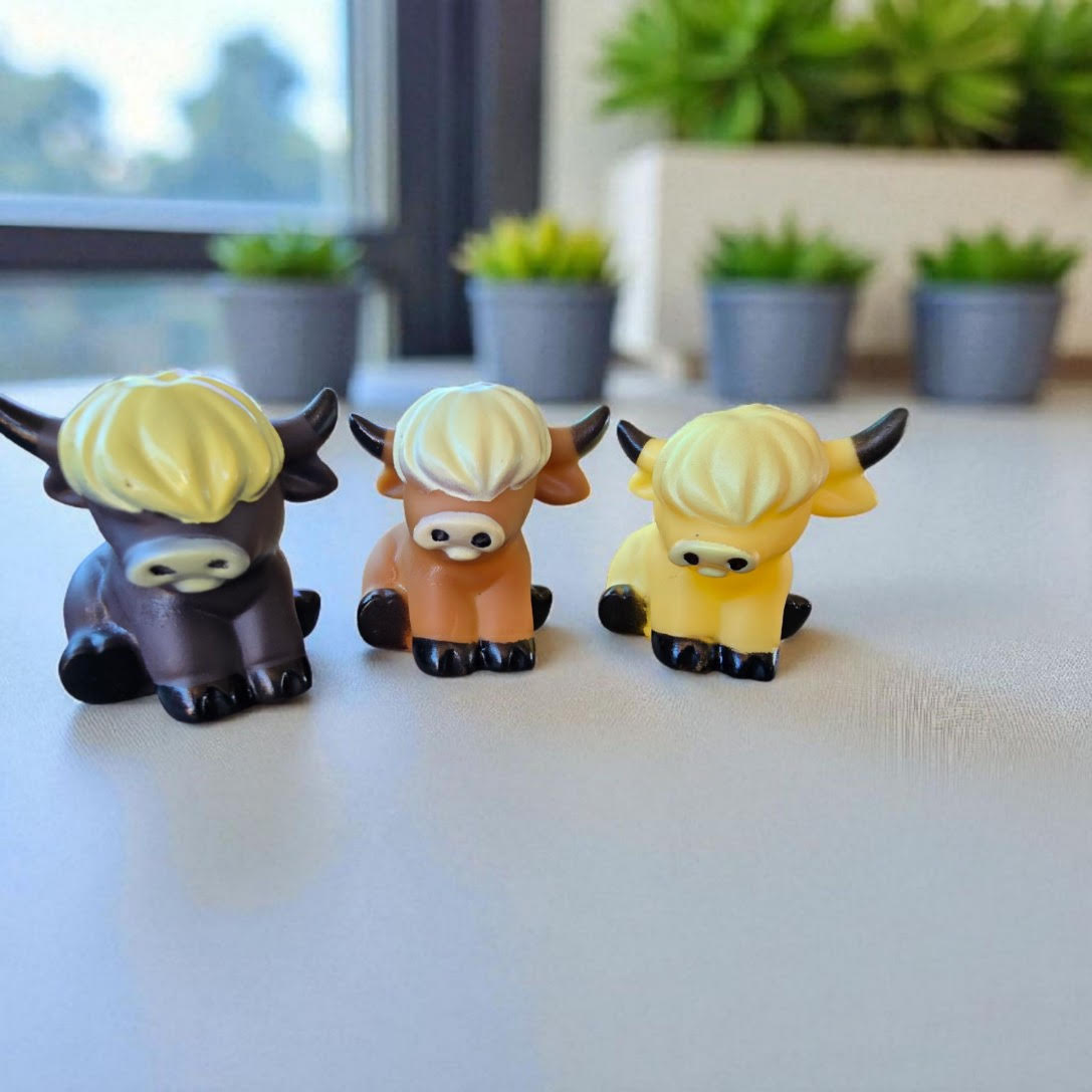 Highland Cow Squeaky Toy